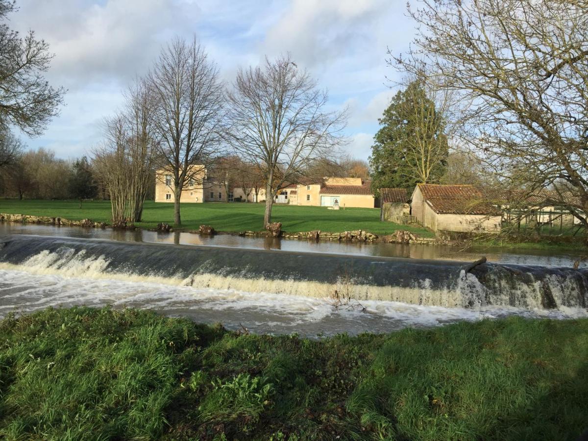Reves D'Autise Bed & Breakfast Nieul-sur-l'Autise Luaran gambar
